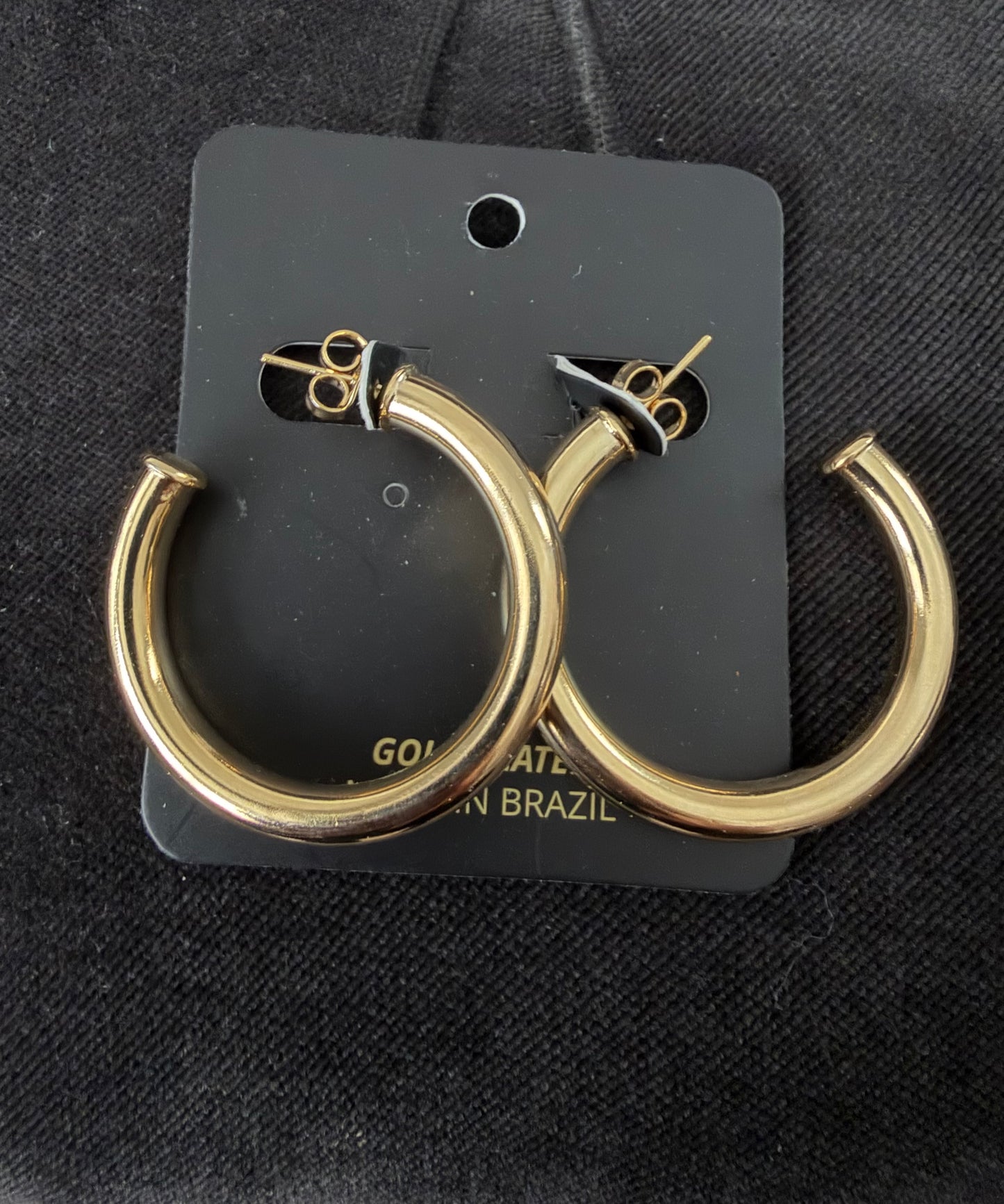 Hoops earrings