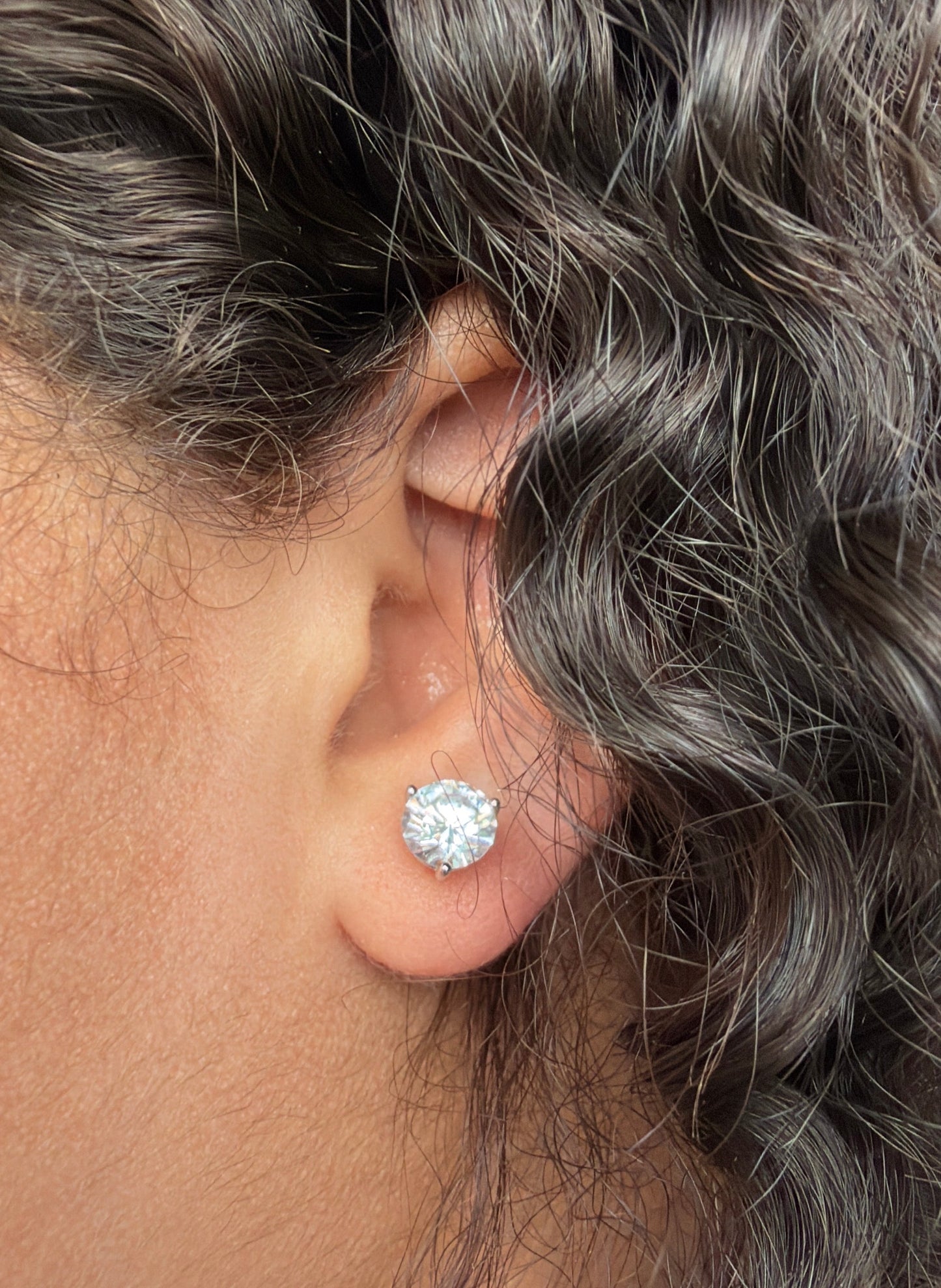 Simulated diamonds studs earrings