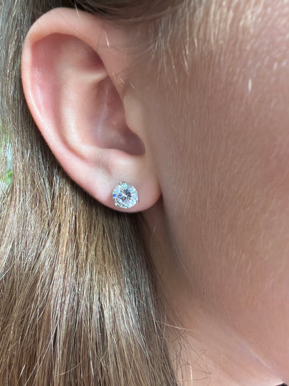 Simulated diamonds studs earrings
