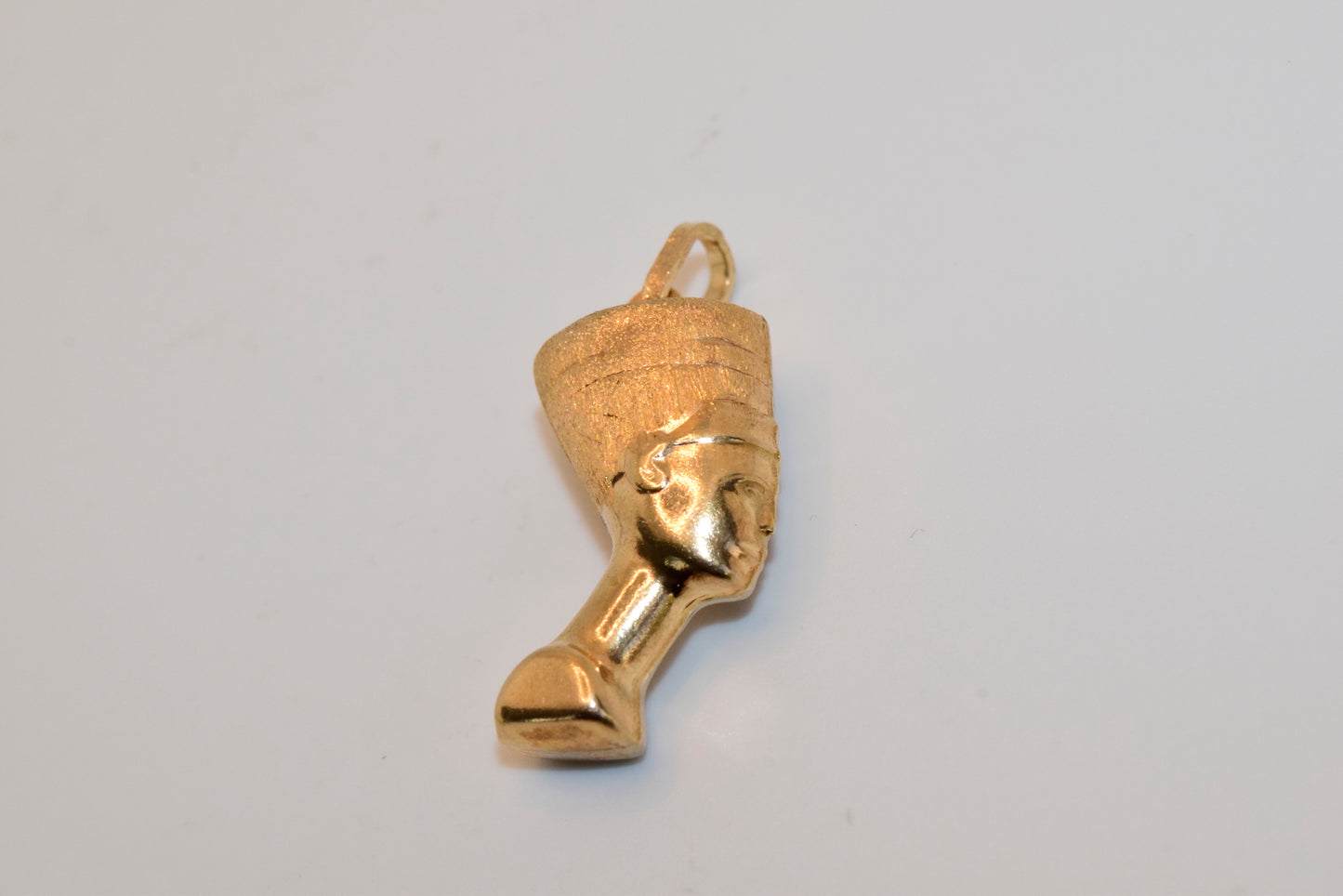 14Kt Gold Nefertiti Pendant