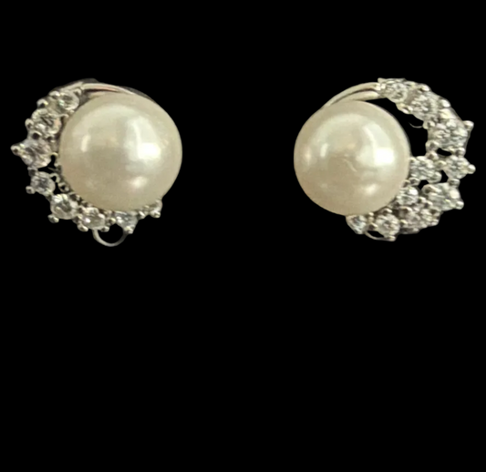 Pear and stones